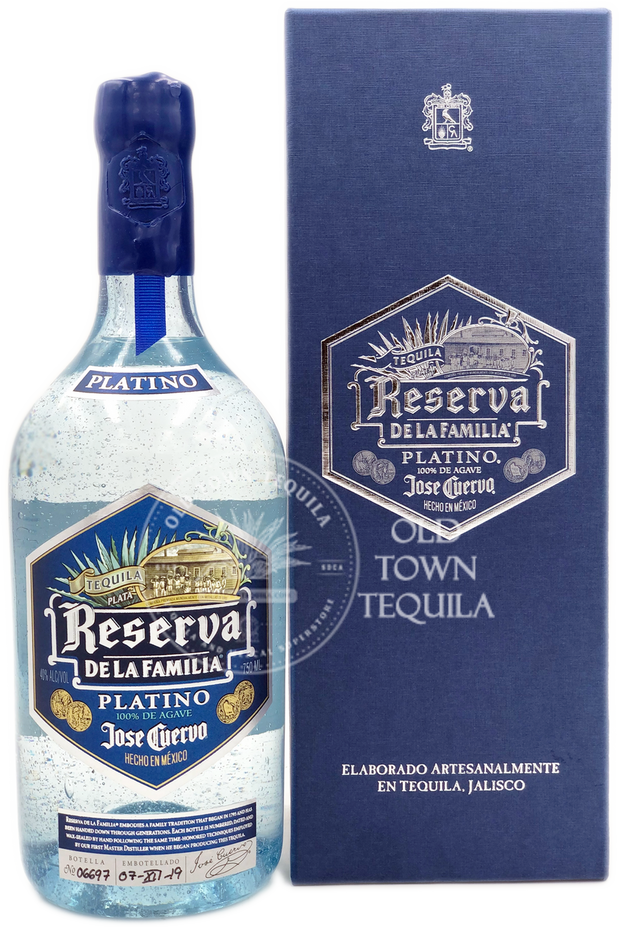 Jose Cuervo Reserva De La Familia PLATINO 750 ml